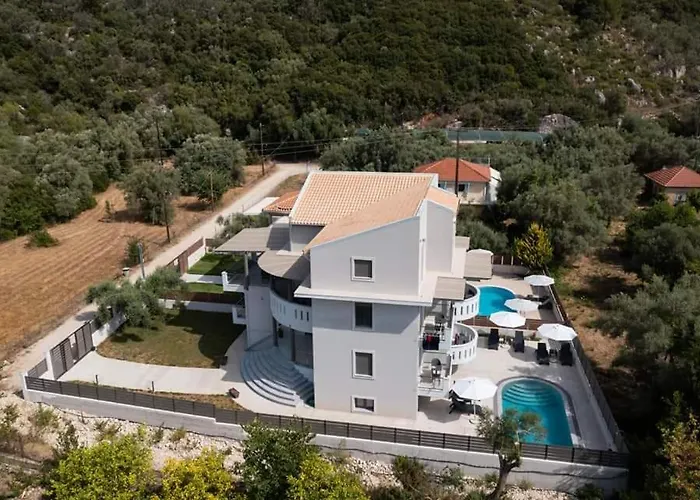 Gazde/Camere de închiriat Aurelia