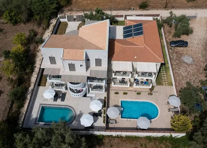 Aurelia Gazde/Camere de închiriat