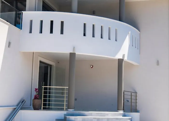 Gazde/Camere de închiriat Aurelia *